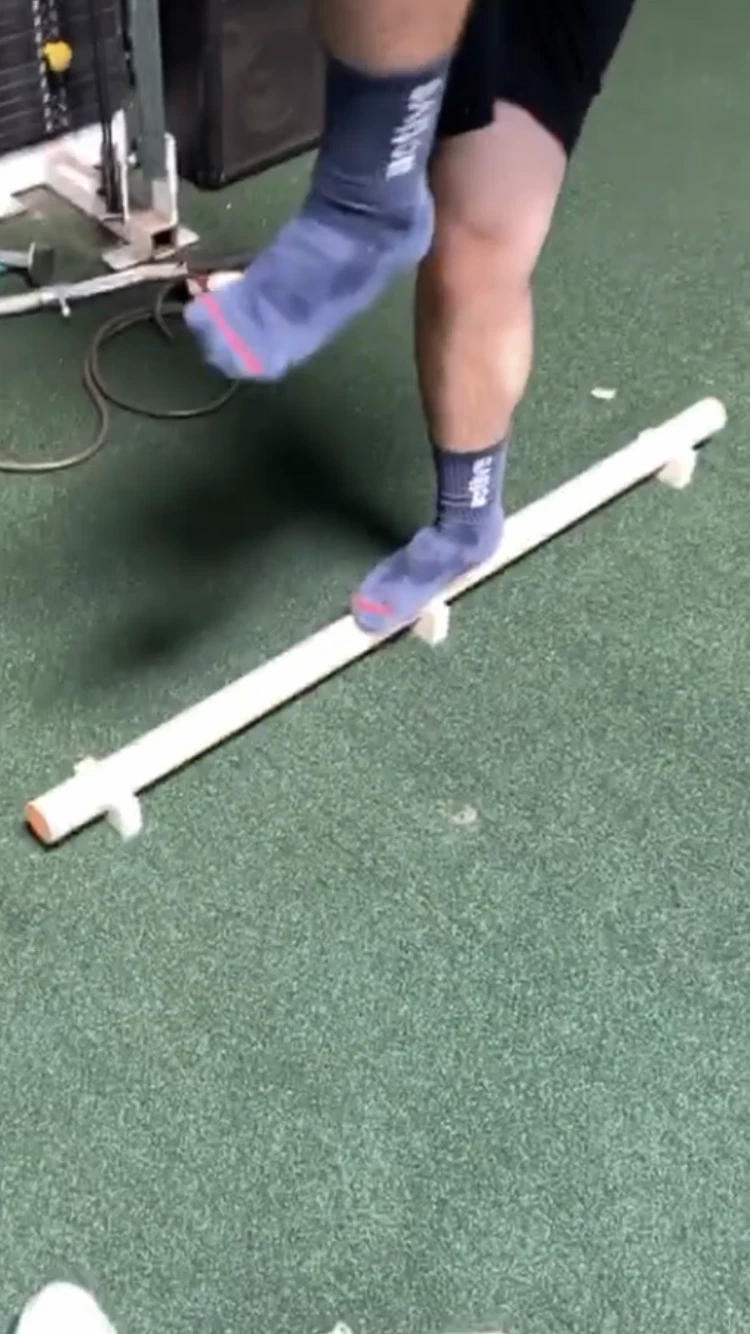 Balance Beam 4'